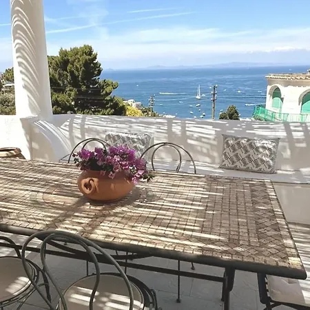 Casa La Terrazza Island Holiday home *